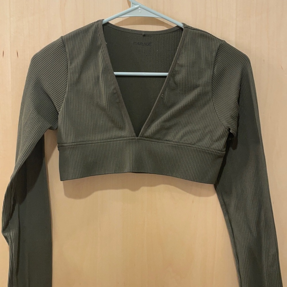 Deep V forest green long sleeve